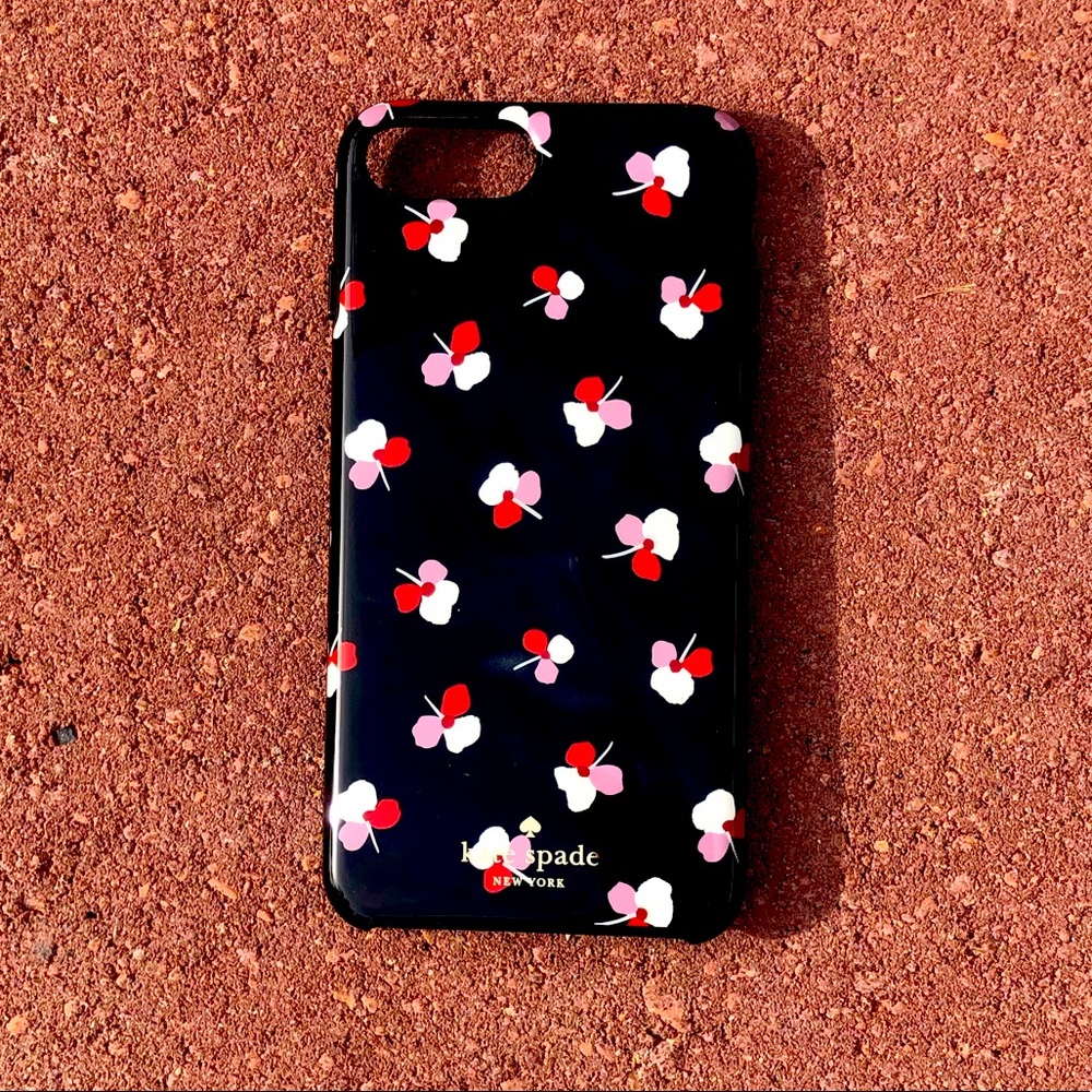 Kate Spade iPhone 8 Plus Case reposhing wrong size